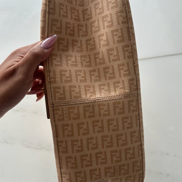 Fendi Zucca Mama Baguette Shoulder Bag in Pink/Beige - Picture 2 of 7